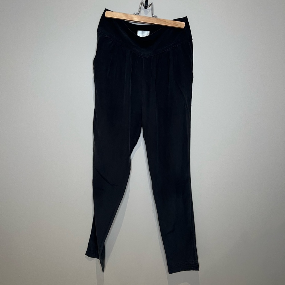 Wilfred (Aritzia) - 100% Silk Black/Grey High-waist Trouser Pants - size 2